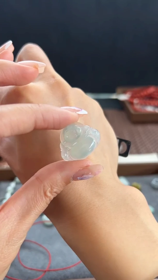 【闪购商品】翡翠吊坠(不含链)未镶嵌222买断