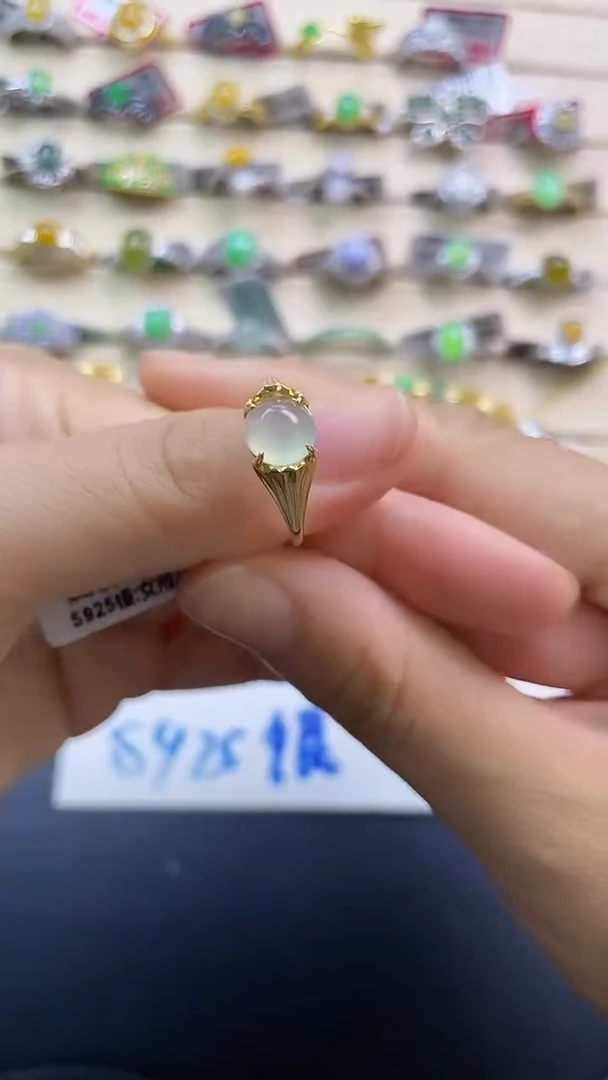 银S925镶嵌戒指翡翠翡翠 蛋面 银S925镶嵌