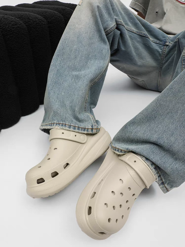 【泡芙】增高5.2时尚女白色洞洞鞋包头低帮休闲青年舒适后空厚底