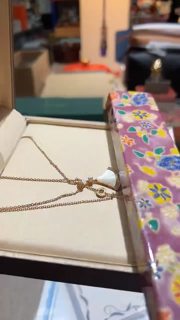【闪购商品】瓷片正品保真，清库存