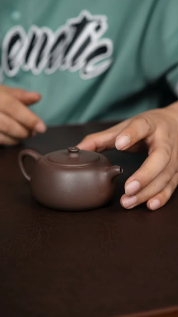 茶壶紫砂S****孙井栏封釉160cc