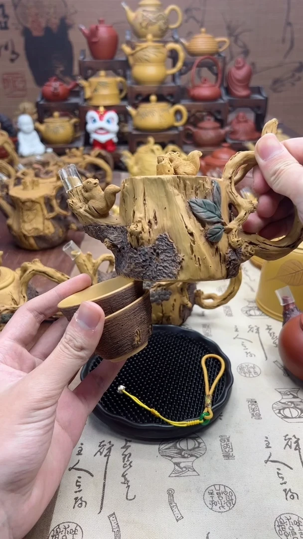 【闪购商品】紫砂浮雕紫砂壶+2杯