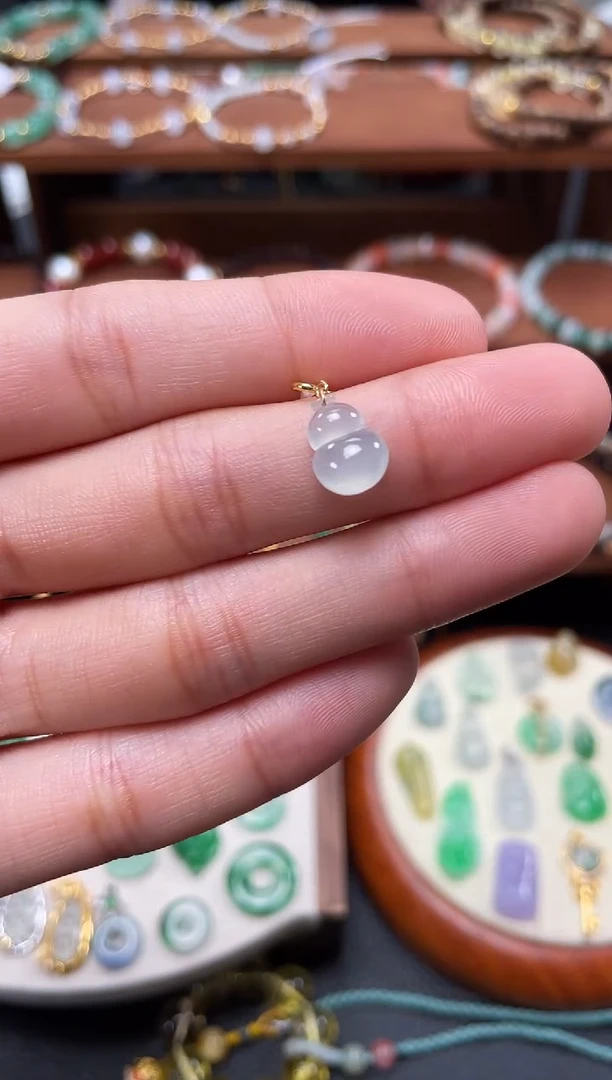 【闪购商品】翡翠吊坠(不含链)18K金镶嵌一个  JK688