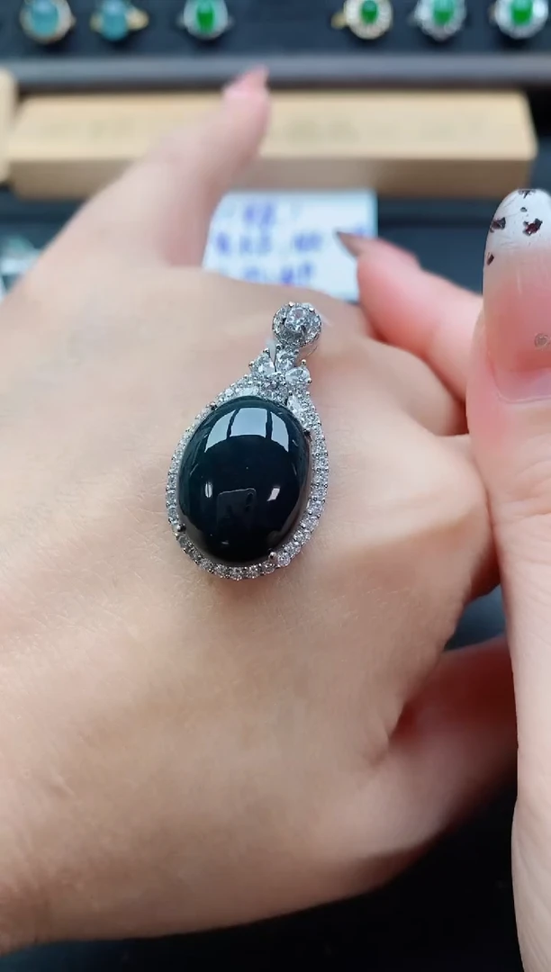 吊坠(赠链)银S925镶嵌翡翠1