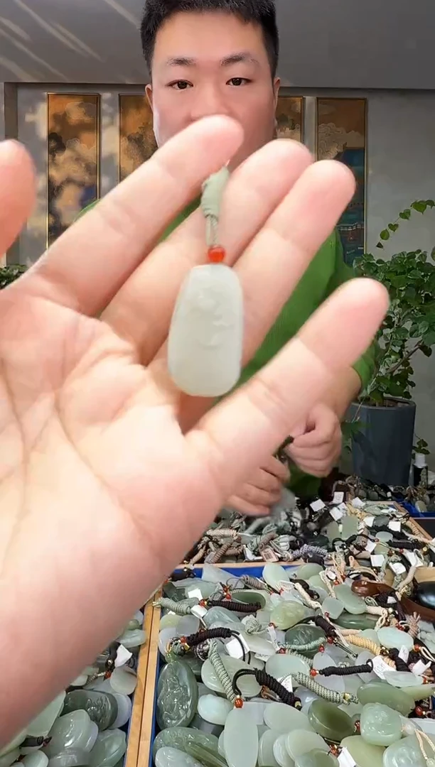 未镶嵌和田玉挂件拍一发一