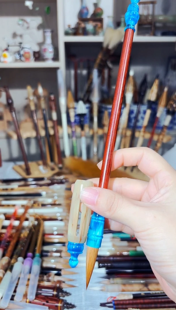 9号 红檀蓝斗纯狼毫出锋3.7（清水试笔）