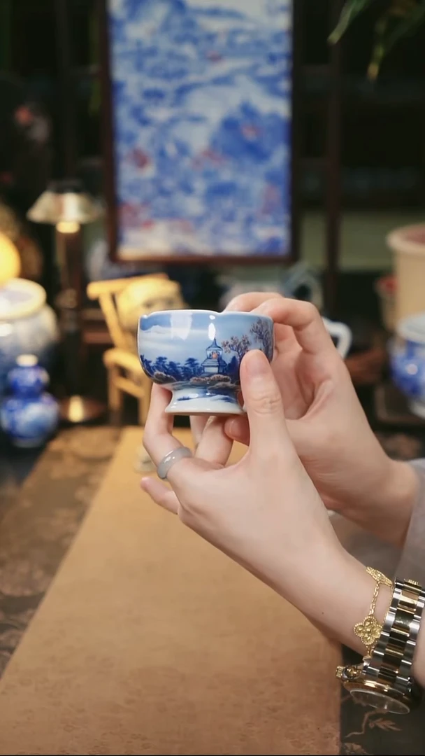 景琳藏十里桃林高足花口杯