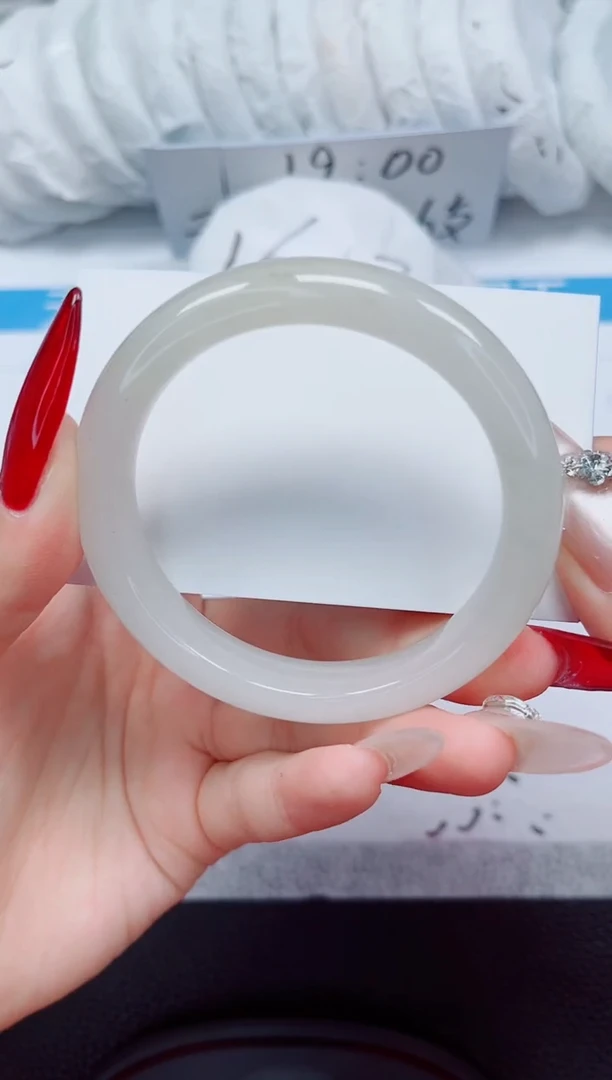 未镶嵌手镯石英质玉27-55/56