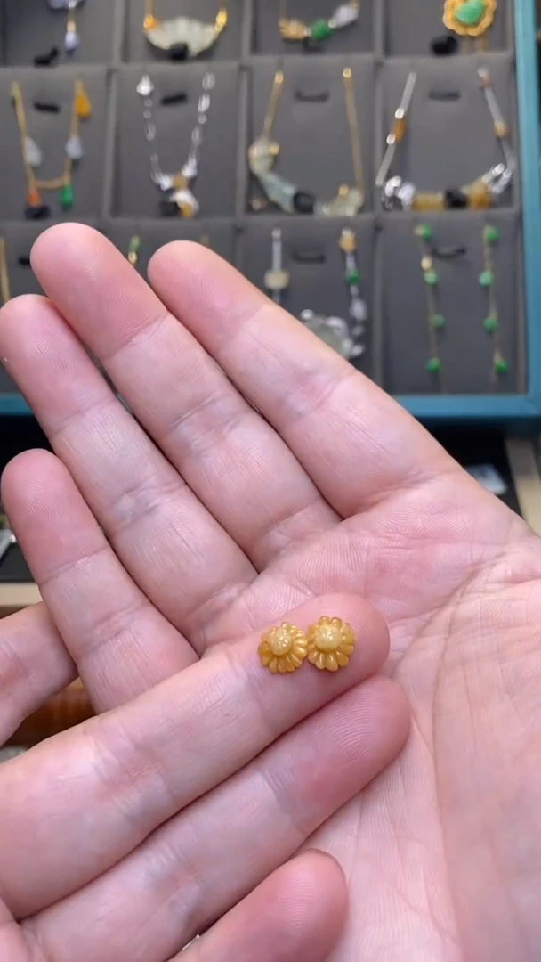 颈饰未镶嵌翡翠净货36249
