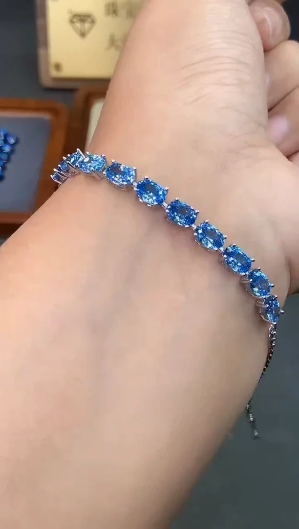 银S925镶嵌手链海蓝宝石.....