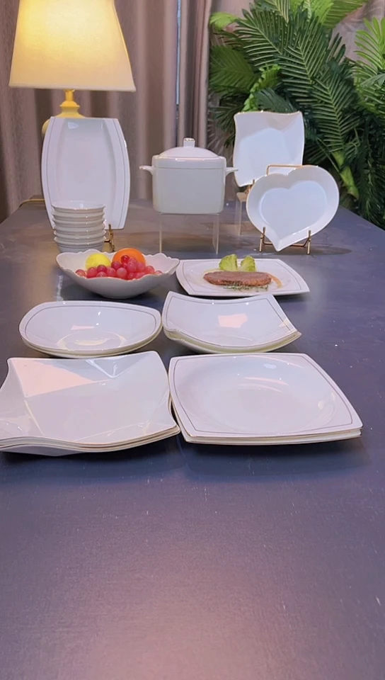 45%以上骨粉骨瓷8英寸天元贵龙三角折纸盘各2个