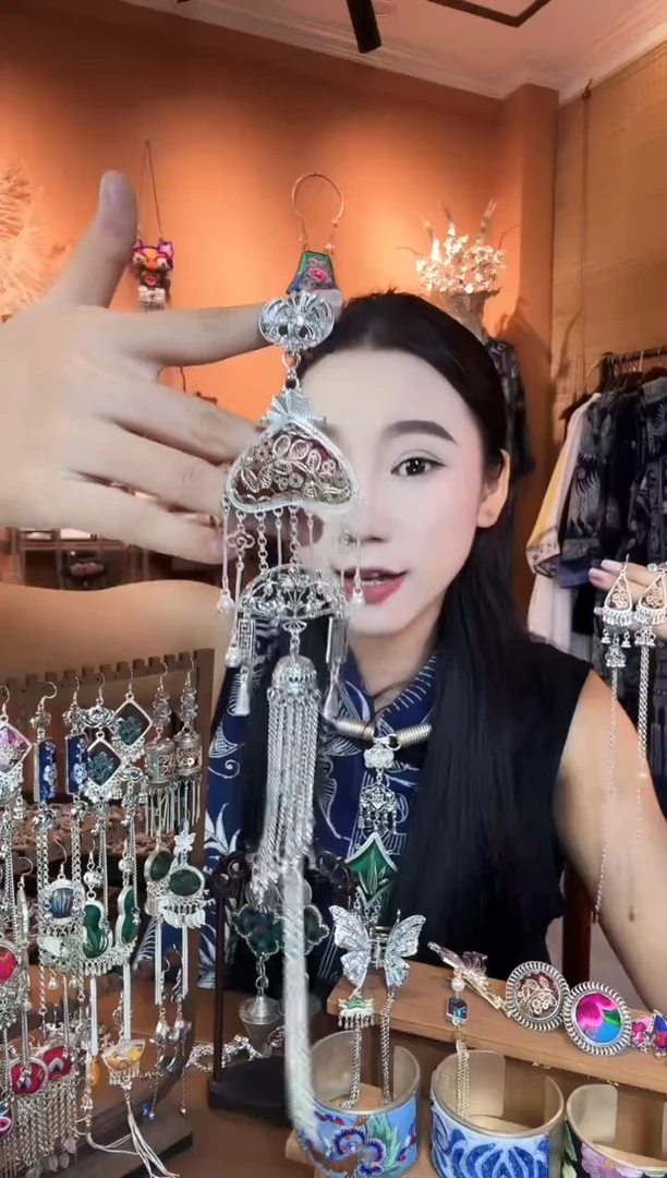 刺绣纯手工民族风压襟