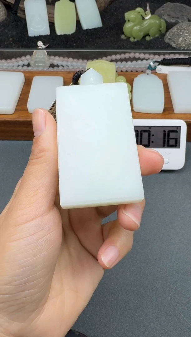 颈饰未镶嵌和田玉3