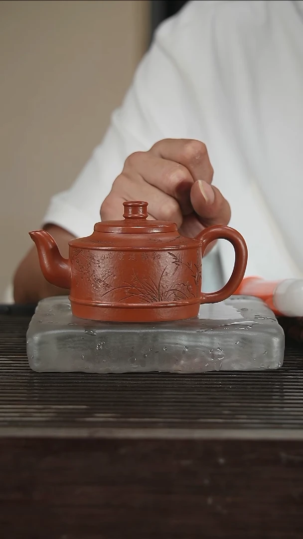 茶壶紫砂带证200CC262号