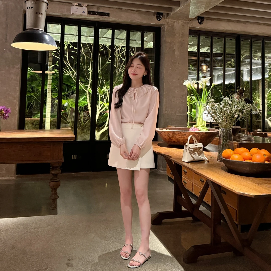 希娜 微醺蜜桃 新款缎面长袖设计感衬衣