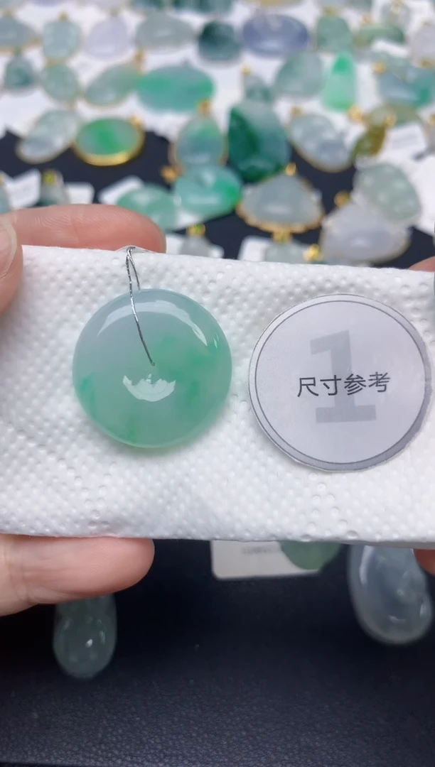 颈饰未镶嵌翡翠天然缅甸A货翡翠