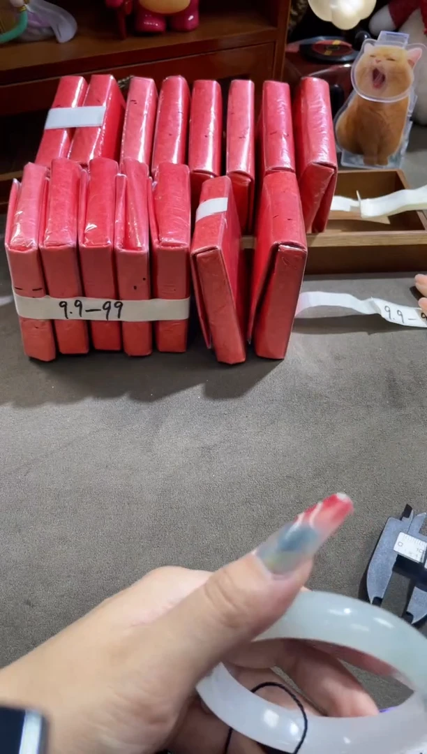 【闪购商品】玛瑙/玉髓手镯未镶嵌461