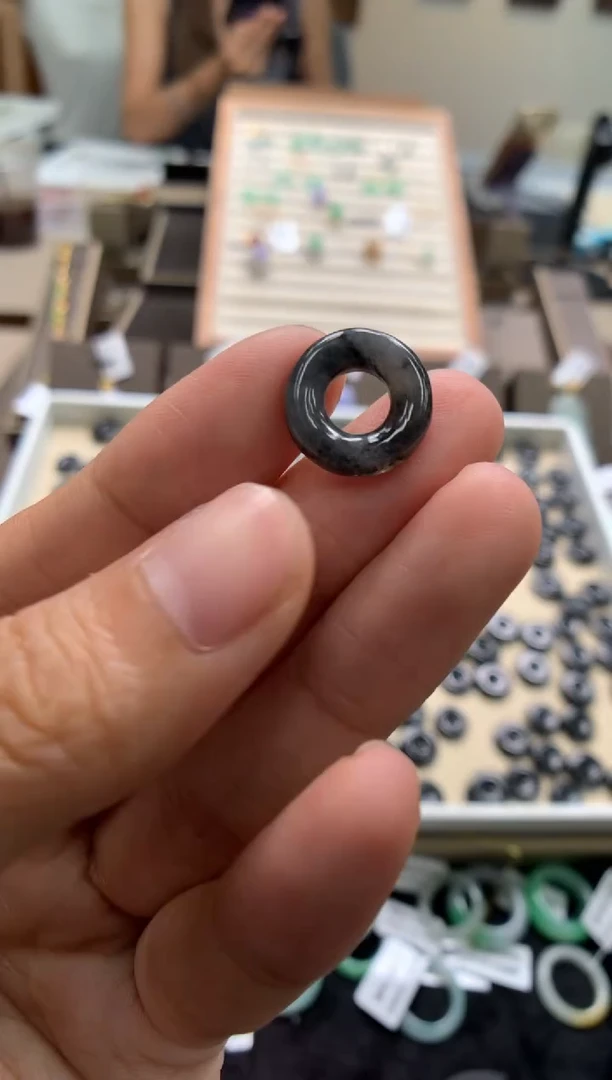 颈饰未镶嵌翡翠1**.甜甜圈