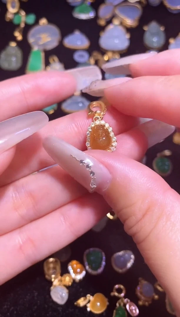 颈饰银S925镶嵌翡翠天然a货