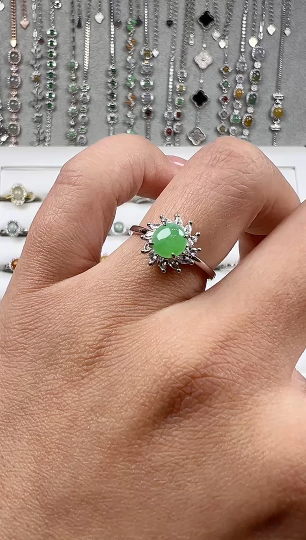 【闪购商品】翡翠戒指银S925镶嵌缅料a货翡翠戒指s925镶嵌