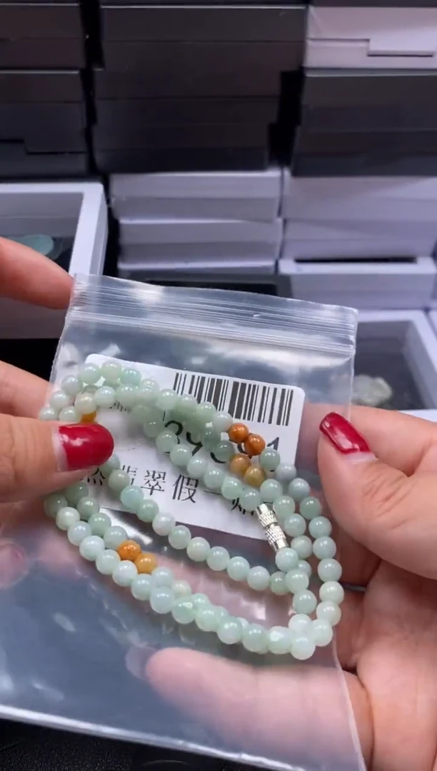 【闪购商品】翡翠未镶嵌吊坠(不含链)39391