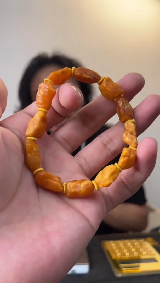 【闪购商品】蜜蜡手串未镶嵌噶玛家