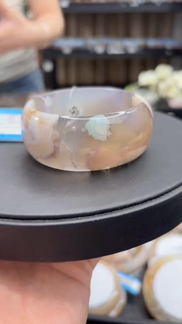 未镶嵌手镯石英质玉465(58圈)