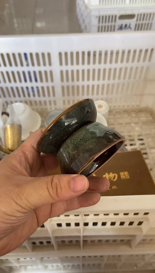 无运费险有瑕疵的摄影的产品有使用过的痕迹有点脏介意勿拍