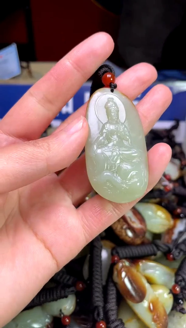 【闪购商品】和田玉颈饰未镶嵌1