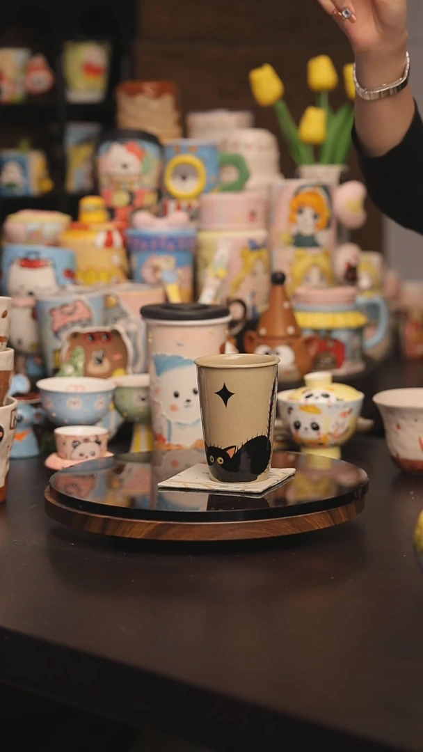 景德镇釉下彩绘设计师款式陶瓷