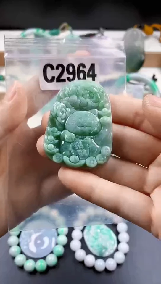 颈饰未镶嵌翡翠天然翡翠吊坠挂件