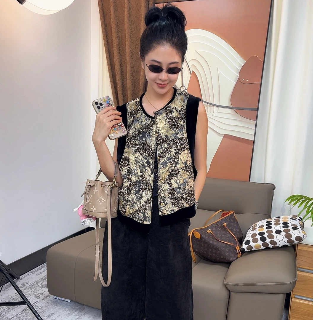 小星星推荐！新中式马夹刺绣秋季拼接气质女小香风外搭