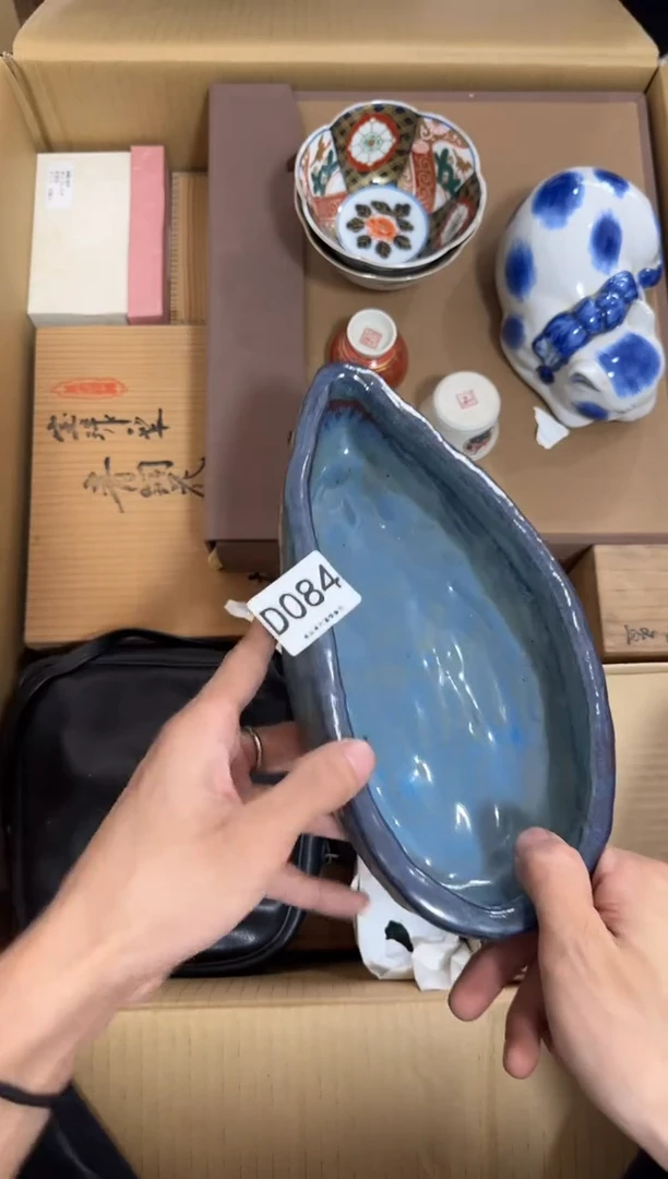 瓷片不***?084 中古商品，谨慎购买
