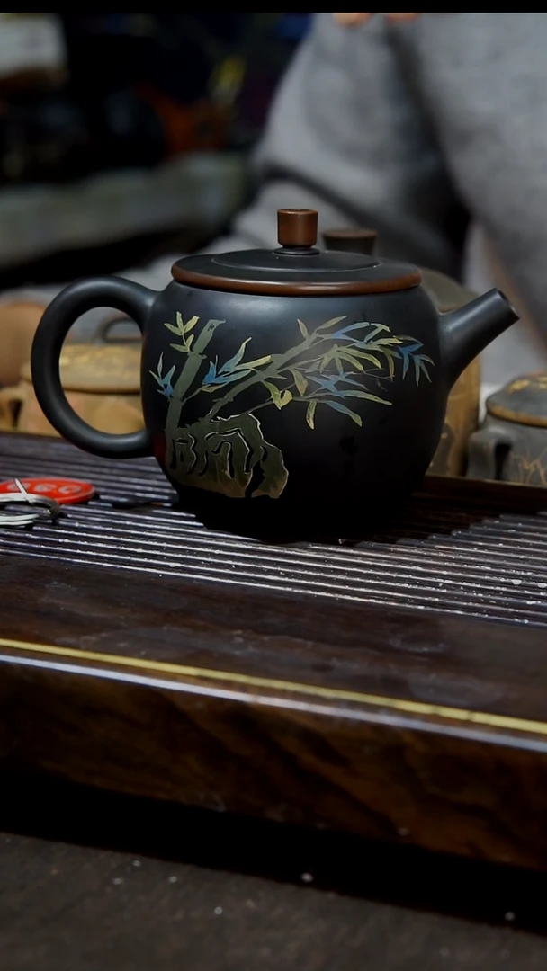 云南建紫陶微瑕  039  240cc