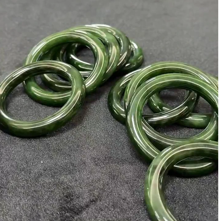 【老郑家】和田玉手镯一支 (多样性发1件)