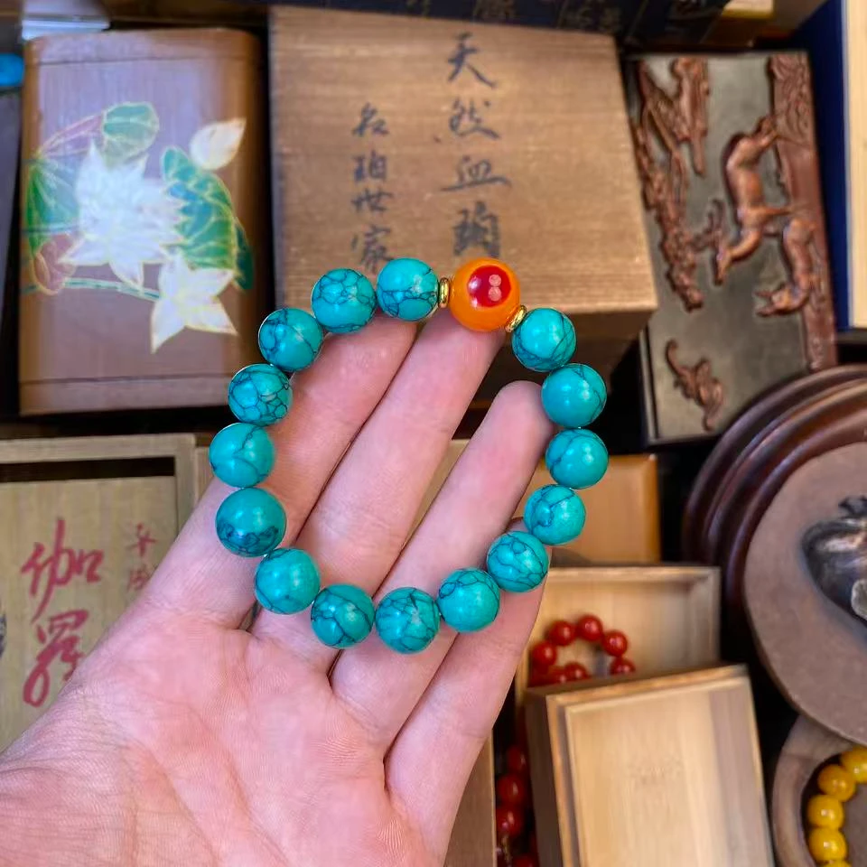 【闪购商品】-绿+点红手串