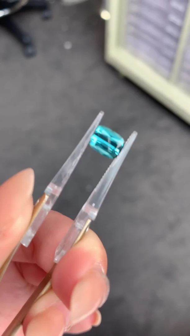 【闪购商品】碧玺裸石未镶嵌2.1ct拉贡