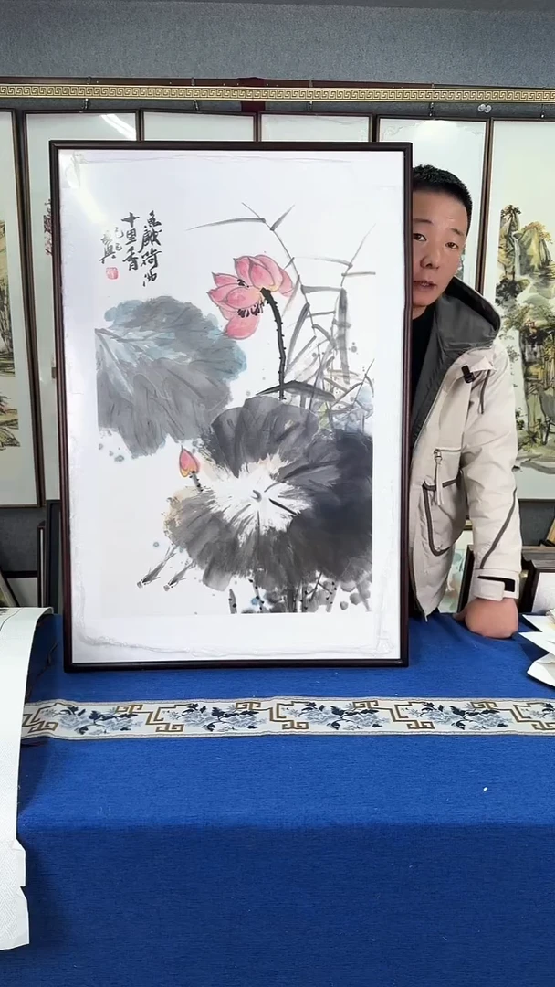 国画荷花 实木装裱63*93
