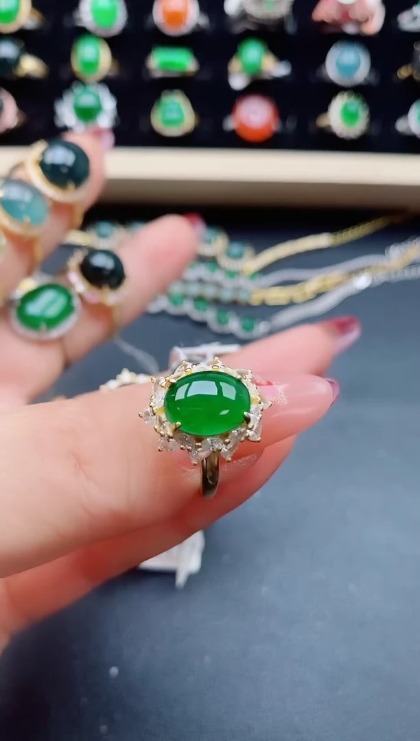 【闪购商品】翡翠戒指银S925镶嵌8500