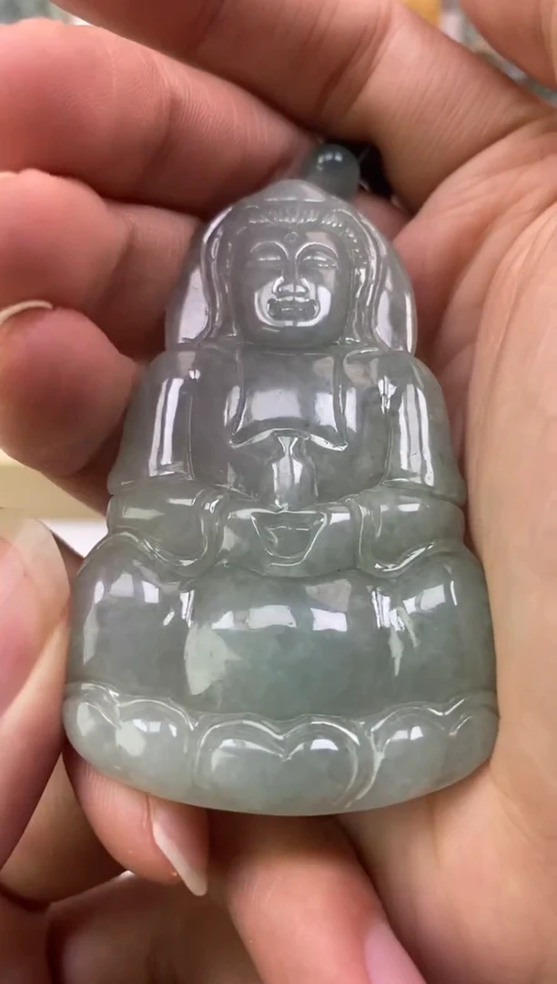 颈饰未镶嵌翡翠星*。天然翡翠