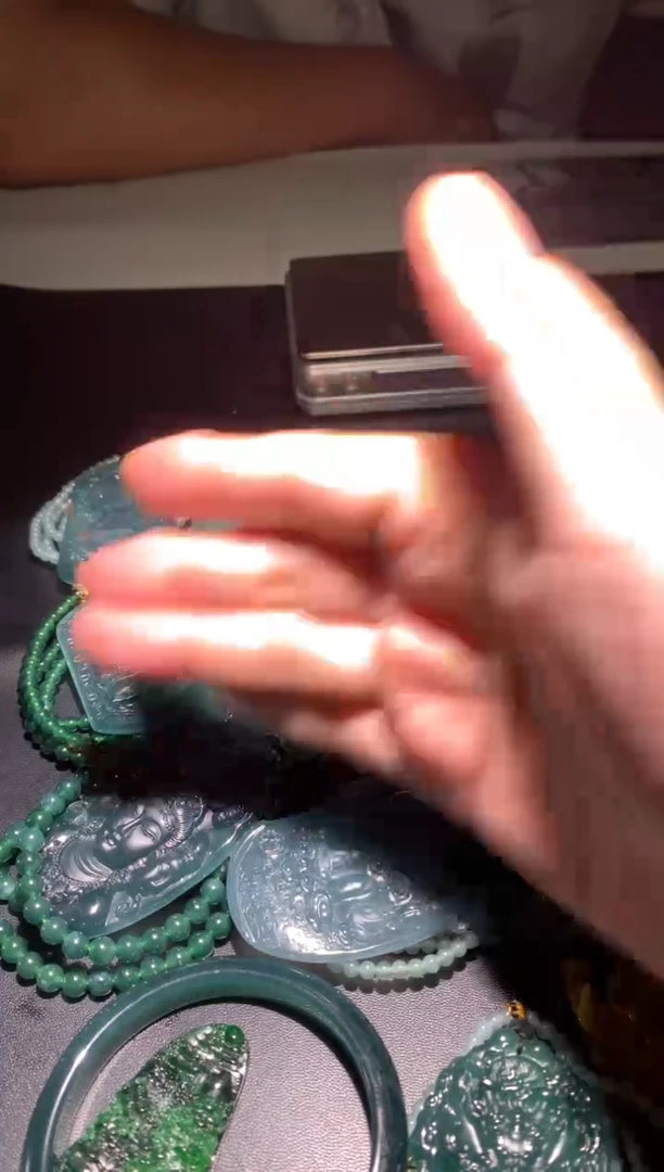未镶嵌定制翡翠三****~毛货-不退不换