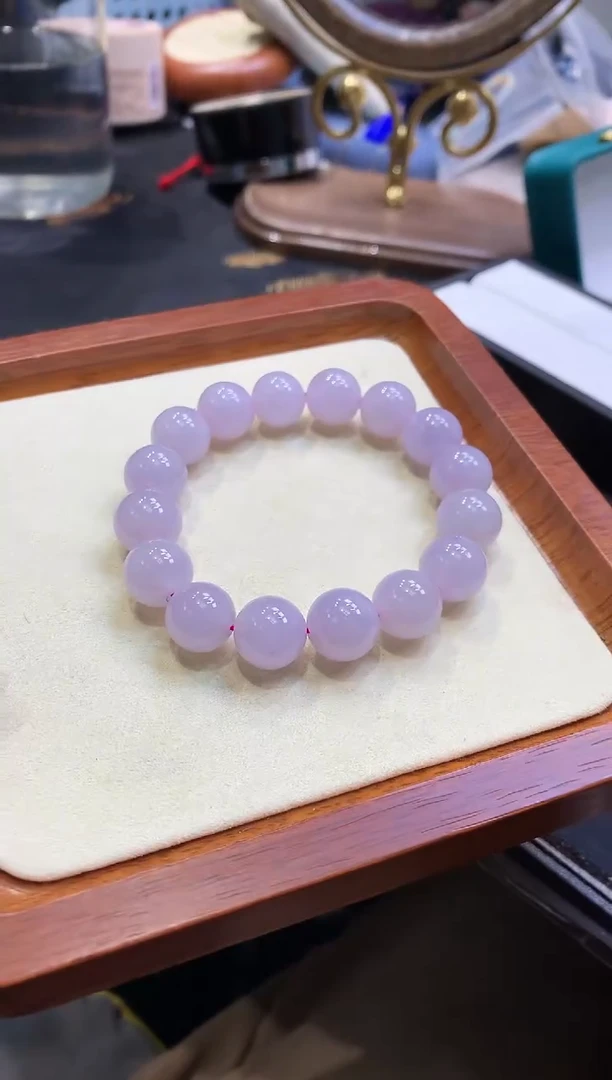 未镶嵌挂件翡翠手串