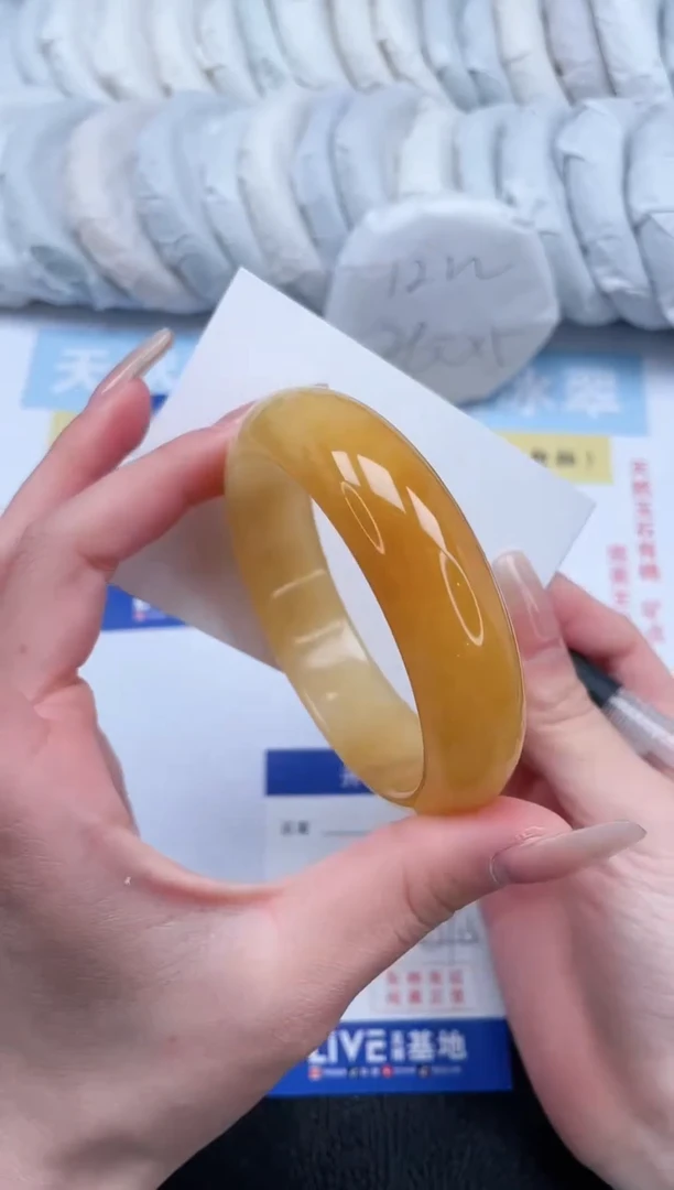 【闪购商品】石英质玉手镯未镶嵌T249-59.3