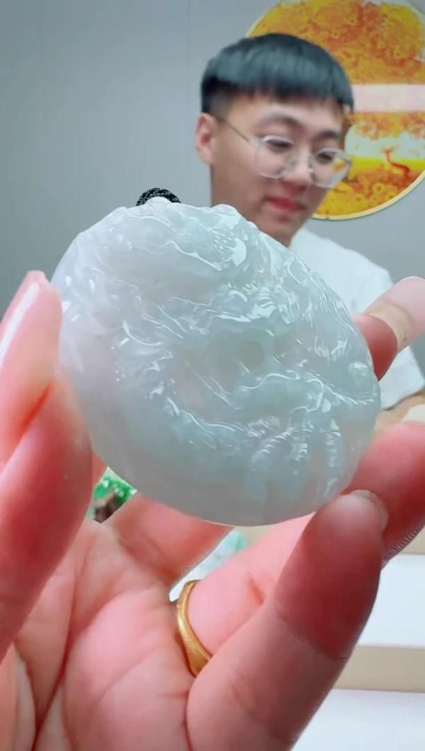 翡翠未镶嵌颈饰多样性随机发其一