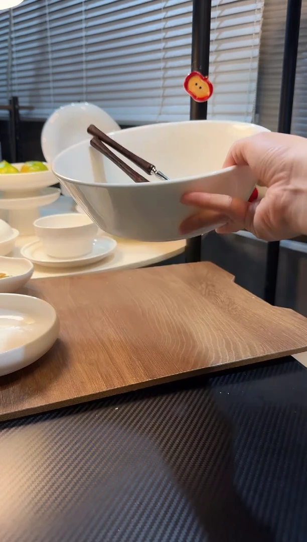 白瓷8.5英寸敞口碗不带勺叉MC
