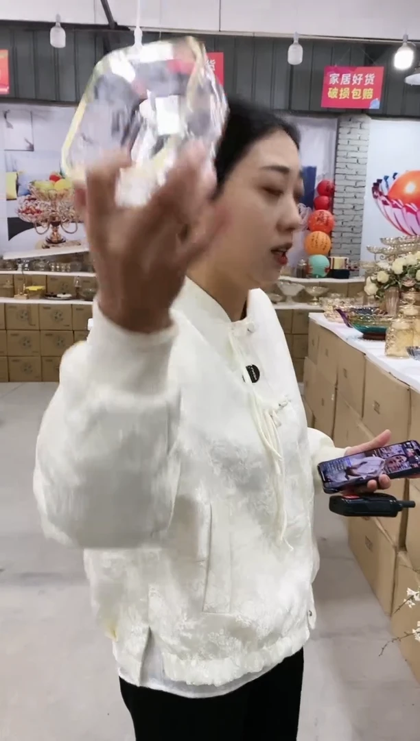 水晶玻璃描金四方果碗一个