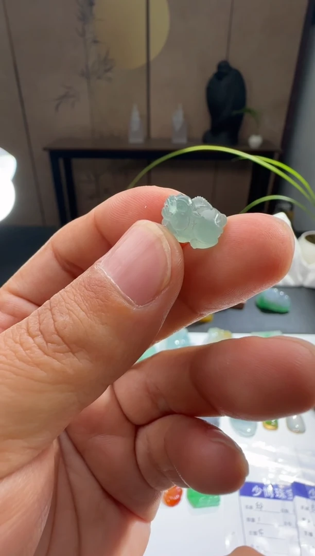 未镶嵌定制翡翠缅甸A货翡翠