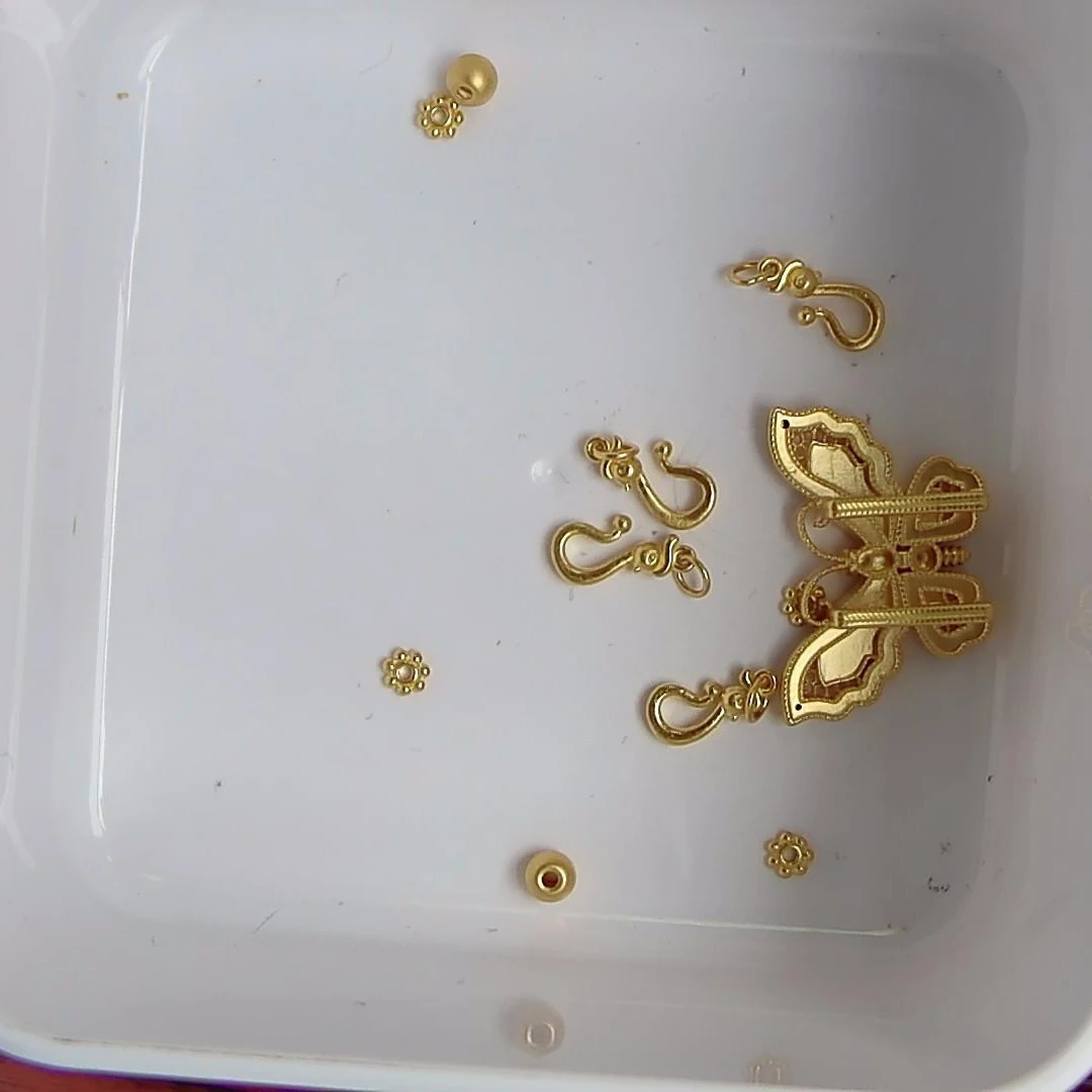 黄金足金小金 豆