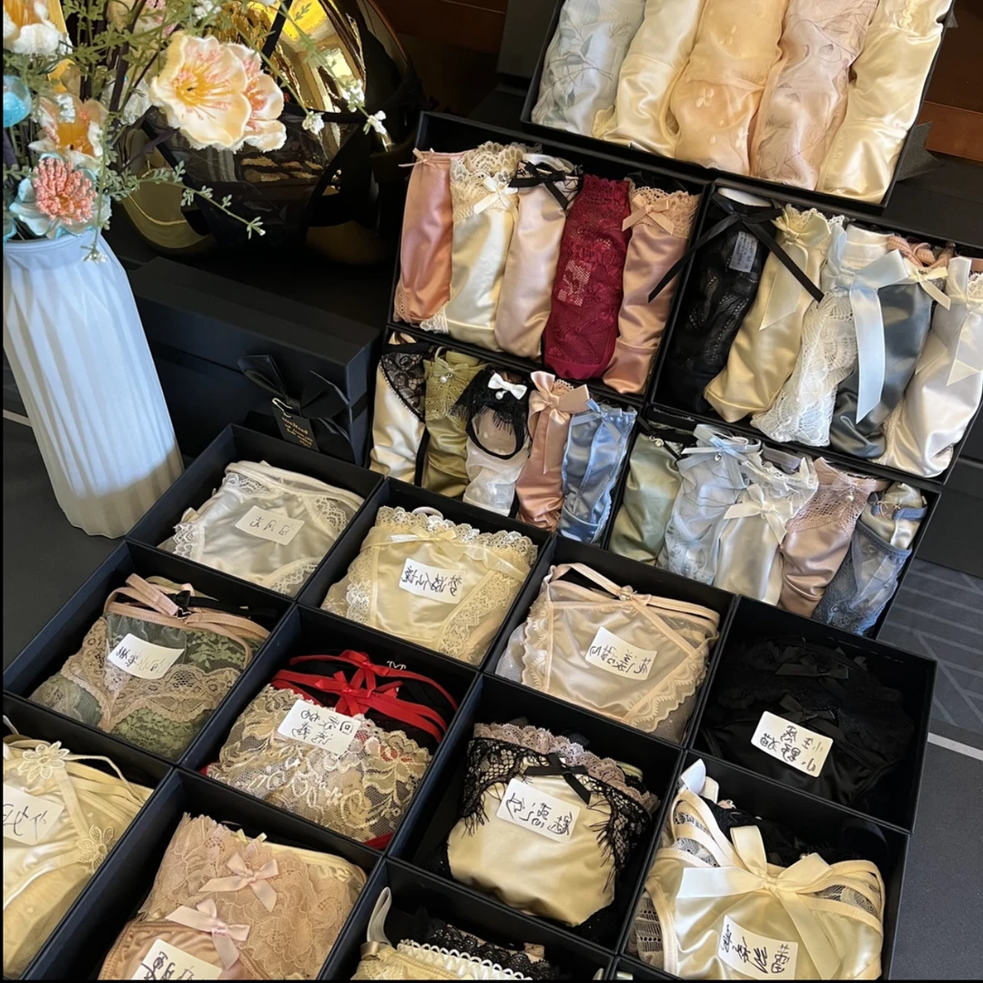 【5条装】混搭福利组合/蕾丝面料冰丝面料软糯透气时尚纯欲内裤