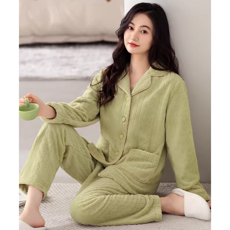 冬季珊瑚绒睡衣女加厚加绒保暖法兰绒家居服套装